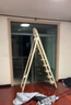 誉丰嘉美梯子家用折叠人字梯加厚铝合金梯多功能登高爬梯扶梯楼梯工程梯 【大XD加厚铝合金踏板】八步梯【奶油白】 实拍图