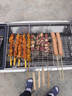 原始人烧烤炉户外不锈钢烧烤架 家用烤肉架便携碳烤炉 套餐三：套餐二+置物架+烤鱼夹 实拍图