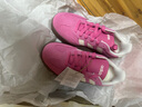 adidas「T头鞋」BARREDA板鞋德训鞋男女阿迪达斯轻运动 粉色/汉玉白/树脂黄   40 实拍图