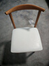 虞萌馨迪家具餐椅北欧风牛角椅靠背椅简约经济书房凳子卧室家用仿实木椅子 原木色+白色【PU款】 小牛角椅 实拍图