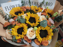 爱里鲜花同城配送向日葵花束生日鲜花见面花送女友新年礼物花店送花 升级【共占春风】6朵向日葵配香槟洋桔梗橙芭比混搭 实拍图