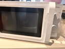 美的（Midea）家用小型快捷微波炉 双旋钮操控 一节能效五档火力 智能解冻360°旋转加热  （213B升级款） M13J 乳白色 M13J 实拍图