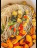 食族人经典酸辣粉锅巴爆肚花甲风味粉米线方便速食宿舍夜宵冲泡即食桶装 【1桶】锅巴酸辣粉*1 实拍图