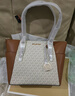 MICHAEL KORSMK女包 奢侈品 CHARLOTTE托特包单肩包 香草白 实拍图