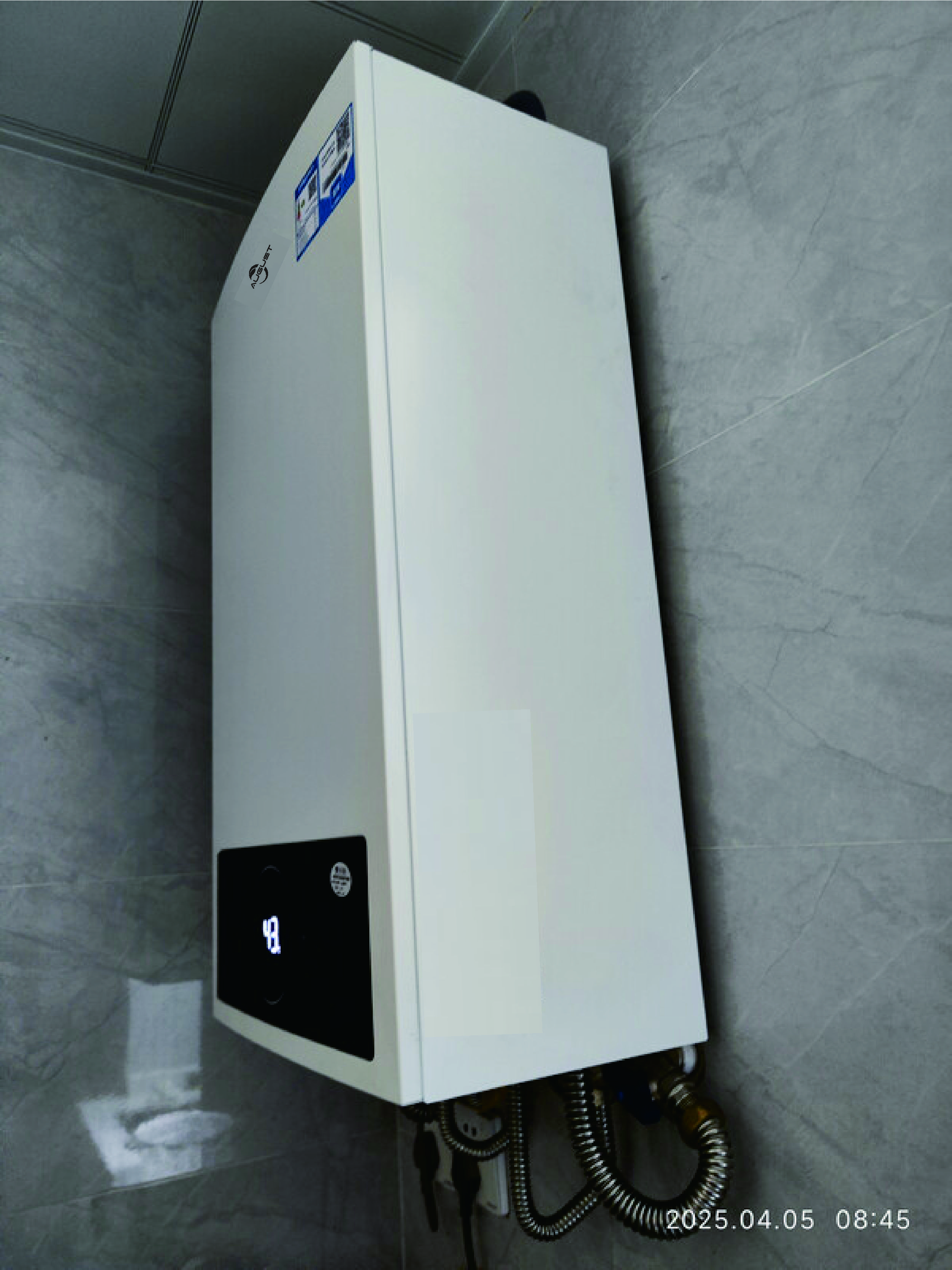 AUGUST燃气壁挂炉天然气采暖炉家用燃气热水器地暖暖气片采暖热水炉恒温平衡式供暖洗浴两用 24KW 121-180_ 实拍图