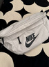 耐克（NIKE）斜挎包运动包男包女包王一博同款包学生收纳包胸包单肩包腰包中性 明星同款BA5751-072元祖灰白 MISC 实拍图