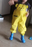 蓝鸥盾儿童赶海服男女下水裤户外玩水涉水裤连体雨鞋防水服YX1057 24 实拍图