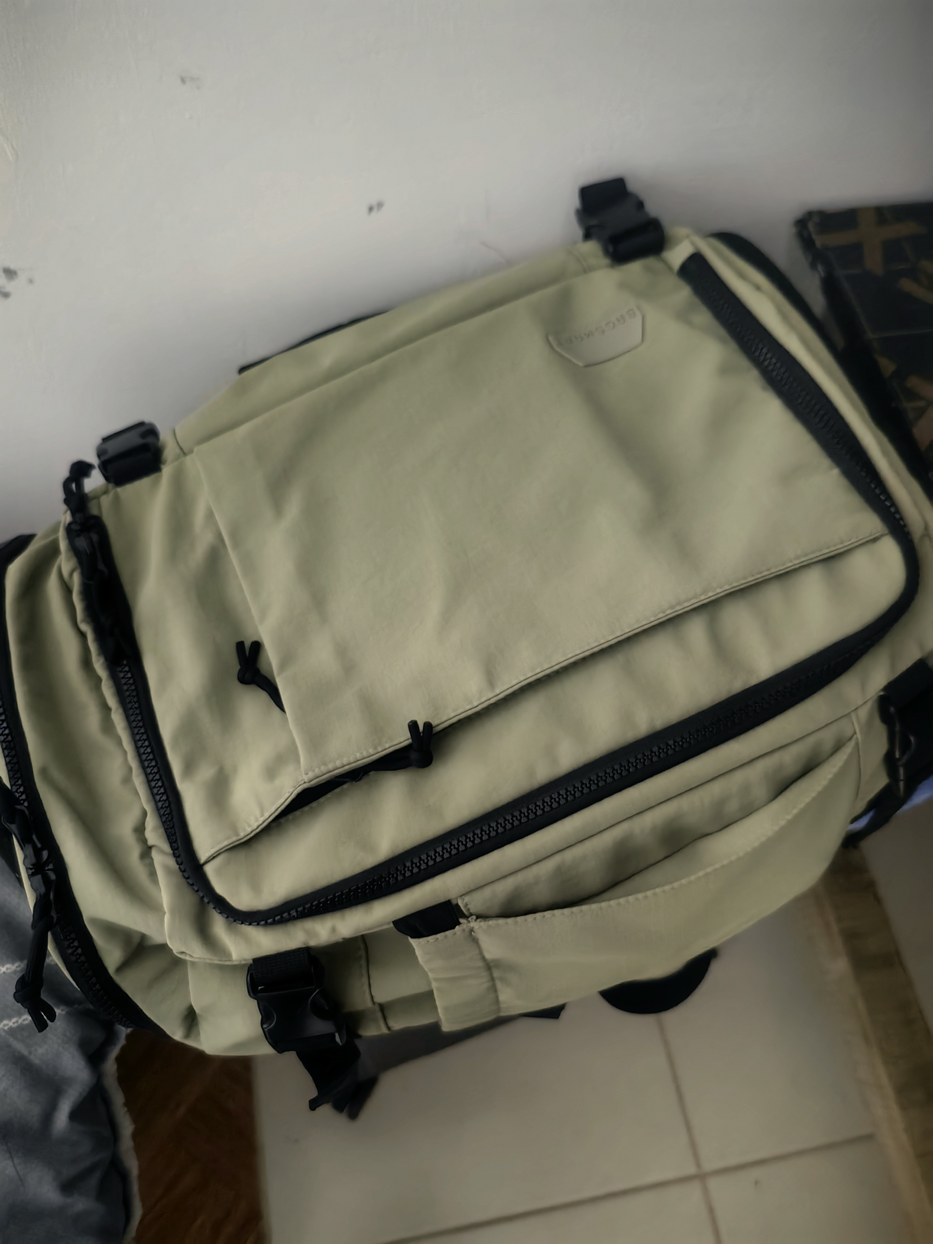 BAGSMART双肩包随行仓背包男士旅行出差大容量多功能商务通勤书包电脑包女 松石绿（扩容版 38L） 实拍图
