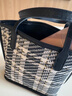 强霸2025新款包包设计小众手提包女小包新款菜篮子女包手提格子包 深蓝色 实拍图