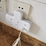 公牛（BULL）USB转换插头/品字形一转二带USB /转换插座 适用于卧室、厨房 2位分控带2USB口 GN-96023U 实拍图