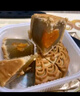 港琪双黄白莲蓉月饼中秋礼品铁盒传统手工广式月饼礼盒装员工月饼点心 单黄白莲蓉600g4个装 实拍图