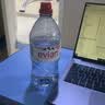 依云天然矿泉水750ml瓶装水运动盖evian法国进口饮用水依云水 750ml*12瓶运动盖 包装随机 实拍图