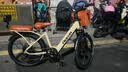 飞鸽女士锂电池助力电动自行车24寸新国标长续航代步电瓶车 SU7-24寸 SU7米白色-辐条轮/7速/NFC解锁 6Ah-约电动续航24KM 实拍图