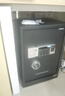 得力（deli）保险柜家用型 指纹密码4种解锁方式保管箱全钢防盗可入墙入柜 60cm黑色 曜臻系列VA621 实拍图