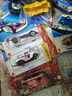 风火轮（HOT WHEELS）（随机1款发货）男孩赛车玩具合金-风火轮藏家挚爱两辆装HBL96 实拍图