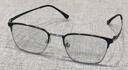 创果(香港)日本进口纯钛高清远近两用老花镜男可戴着走路开车智能变焦 远近两用+高清防蓝光-8999黑银, 老花200度(建议54-56岁) 实拍图
