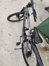 飞鸽（FLYING PIGEON）山地自行车成人男女变速山地车青少年中小学生车越野户外骑行单车 【高碳钢】G8002代-辐条轮-灰色 27.5寸轮组（适合170-190cm） 24速标准版 实拍图