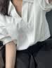 尤克达蒂 衬衫女短袖2025年夏季新款通勤面试职业正装法式衬衣显瘦V领上衣 法式V领衬衣女【简约白】 L 建议105-120斤 实拍图