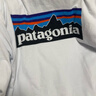 巴塔哥尼亚（Patagonia）男士混纺棉轻便logo潮流圆领长袖T恤卫衣L/S P-6 Logo 38518 WHI（白里发蓝） S 实拍图