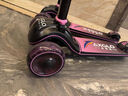 爱斯高（AXGLO）儿童滑板车防滑防侧翻3-6-12岁折叠转向 加宽闪光轮溜娃儿童车 粉色升级版 （轮宽5cm） 实拍图