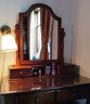 Nymphaea L.美式实木梳妆台凳卧室套装现代简约欧式小户型复古化妆台化妆桌胡桃色出租房 胡桃色 0.8米桌+镜台+妆凳 实拍图