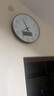 天王星（Telesonic）夜光挂钟挂墙客厅2025年新款自动对时电波钟表万年历温度时钟挂表 咖啡色直径36cm（14英寸） 实拍图