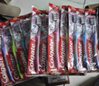 高露洁（Colgate）细毛护龈备长炭软毛成人牙刷12支家庭装款式颜色随机发货京东自营 实拍图