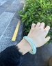 行婷 浅绿色翡翠(处理)玉手镯冰糯种缅甸玉镯子油青女款玉镯子飘绿贵妃镯 55-56mm 实拍图