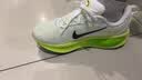 耐克NIKE女子跑步鞋缓震 迈柔VOMERO 18 运动鞋 HM6804-102白绿色38 实拍图