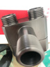 潜水艇（Submarine）F408M一进二出三通角阀黄铜双把双控4分/6分通用自带止水针枪灰色 实拍图