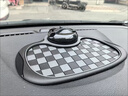 牧宝车载防滑垫中控仪表台手机导航支架停车号码牌车用多功能置物 【黑灰格纹】旋转支架防滑垫 实拍图