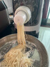 九阳（Joyoung） 面条机全自动 压面机家用九阳面条机智能电动小型多功能饺子皮机制面机 全自动出面+单独和面 实拍图