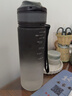 康知缘（KANGZYUAN）Tritan塑料水杯大容量杯子男女户外运动健身水瓶学生便携军训壶 黑白渐变 650ml 实拍图