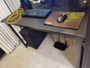 馨美凯电脑桌台式家用简易书桌办公桌简约现代工作台租房卧室学习写字桌 【单桌1.6cm厚桌面】黑架+碳纤色 长120cm*宽70cm*高74cm 实拍图