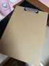西玛（SIMAA）A4原木质感书写文件夹板夹 写字垫板金属强力夹写字板夹垫板试卷资料收纳夹加厚款 棕色19413 实拍图