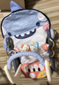盟石（cute stone）婴儿玩具新生儿见面礼盒实用0-6个月健身架宝宝用品满月礼物高档 鲨鱼充电版【豪华蓝牙款】5合1健身架+学步车+钢琴 臻享高档礼盒款【活石＆盟石联合出品】百天送礼无忧 实拍图