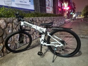 凤凰（Phoenix）可折叠山地车自行车成人男女新款式学生12到18岁变速越野软尾单车 折叠双避震【密封全轴承】铝架/辐条轮肖白 26寸-30速【身高158-188cm】 实拍图