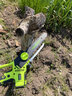 芝浦电锯家用充电式锂电锯小型迷你便携单手锯电链锯园林户外伐木修枝 8寸无刷数显款【10节双电】2链 实拍图