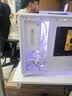 先马（SAMA）黑钻650W白色ATX3电脑电源 PPLP金牌/全模组/一键启停/14CM短机身/压纹线/双6+2P/稳压5060 9060XT 实拍图