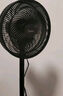 美的（Midea）【超级单品】七叶轻音立式电风扇家用柔风落地扇台式桌面小型风扇大风量节能摇头宿舍电扇 SAF30AB 实拍图