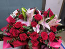 幽客玉品鲜花速递红玫瑰花束表白送女友老婆生日礼物全国同城配送 19朵红玫瑰百合花束 实拍图