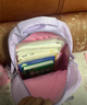 派格威新款小学生书包女孩1-3-6年级9儿童初中生减负超轻便双肩包防泼水 大号紫色【星黛露+装饰卡】 实拍图