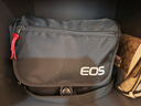 佳能（Canon） 原装相机包 单反相机包 摄影包 微单相机包 单肩包 双肩包专业摄影相机包适用佳能5D4 6D2 R5 R6 佳能R7 R8 R6 R62 R5 R3原装单肩包 晒单享免费换新服务 实拍图