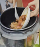 美的（Midea）电压力锅8L智能大容量8-14人家用电饭煲高压锅 全自动智能预约开盖煮口感可调煲汤炖煮MY-E8129 实拍图