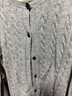 优衣库女装纽花圆领针织开衫/毛衣外套空调衫通勤秋冬新款481477 03 灰色 M 实拍图