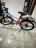 凤凰山地自行车男女变速山地车碟刹青少年儿童自行车学生单车 星际 蓝粉【变速】后座+LED灯+辐条轮 22寸【适合130-170cm】 实拍图