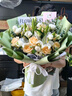 艾斯维娜鲜花速递向日葵混搭花束生日礼物全国同城配送 11朵香槟玫瑰+百合混搭花束 实拍图