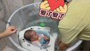 iuu婴儿游泳桶免安装 儿童洗澡桶 可折叠泡澡桶家用新生儿游泳池浴桶 【免安装-透明】巨无霸+浴袋 母婴级面料，耐磨稳固防变形 实拍图