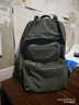 联想（Lenovo）来酷电脑包笔记本双肩包 旅行休闲背包游戏本电脑背包 男女运动学生商务旅行通勤书包 浅绿B003 实拍图