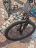 飞鸽（FLYING PIGEON）山地自行车成人男女变速山地车青少年中小学生车越野户外骑行单车 【高碳钢】G8002代-辐条轮-灰色 27.5寸轮组（适合170-190cm） 24速标准版 实拍图